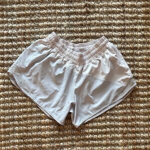 lululemon 2.5” 2-tone bone hotty hots
